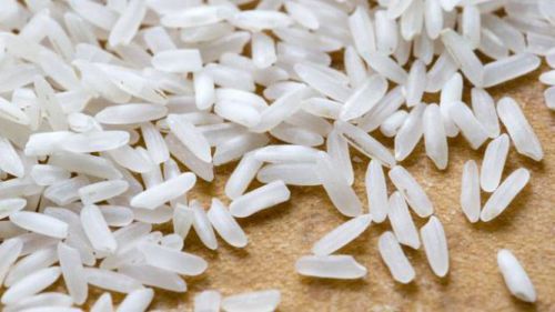 Chinese people are apparently manufacturing and selling plastic rice on the foreign market