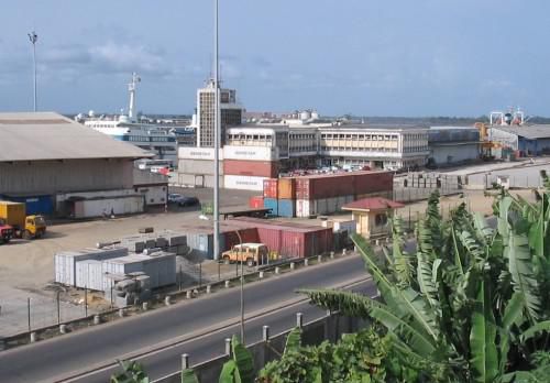 On dit que des importateurs font de fausses déclarations de marchandises au port de Douala