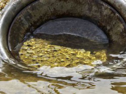 Is there really a gold deposit in Eseka?
