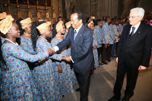 Est-il vrai que parmi les 50 étudiants-choristes ayant accompagné Paul Biya en Italie, certains ont fui pour rester en Europe ?