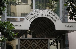 Yaoundé saisit Paris pour dénoncer la représentation du Cameroun par le drapeau des sécessionnistes sur TV5 Monde