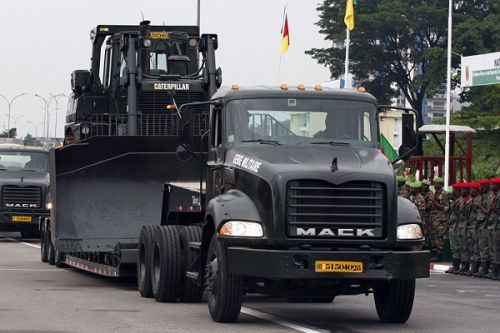 Le Cameroun veut développer les capacités industrielles de son armée afin d’être moins dépendant des autres États