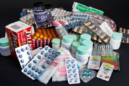 Médicaments : l’industrie locale ne pèse que 2 % du marché, à cause de la contrefaçon et des importations