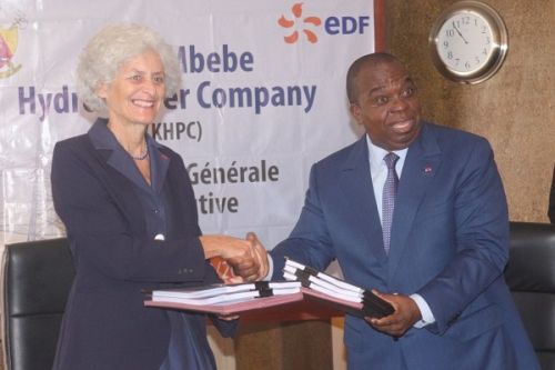 Électricité : l’État du Cameroun et le Français EDF s’associent pour construire le plus grand barrage du pays (500 MW)