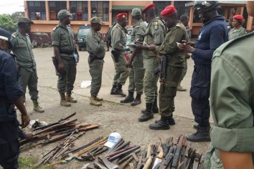 Insécurité : le nombre d’armes à feu en circulation au Cameroun inquiète au sommet de l’État