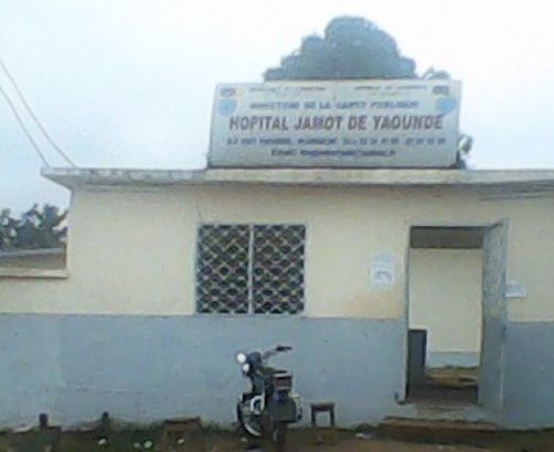 Oui, la clinique psychiatrique de l’Hôpital Jamot de Yaoundé traite les toxicomanes