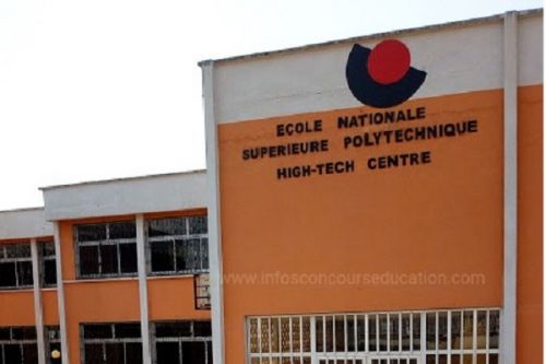 Yaoundé : l’École nationale supérieure polytechnique impose un nouveau code vestimentaire à ses étudiants