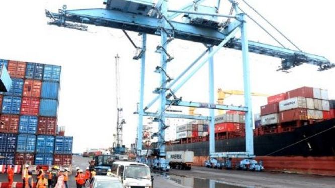 the-port-authority-of-douala-wants-to-hire-six-new-ship-pilots