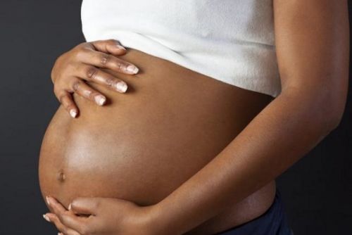 Les grossesses tuent de moins en moins de femmes au Cameroun, mais la Covid menace de changer la donne