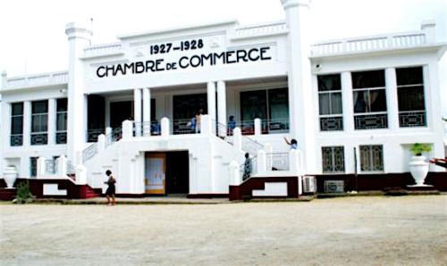 No, there is no permit office at the Cameroonian Chamber of commerce