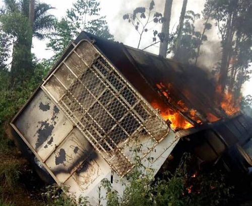 It is true: a brewery’s truck has been burned around Bamenda!
