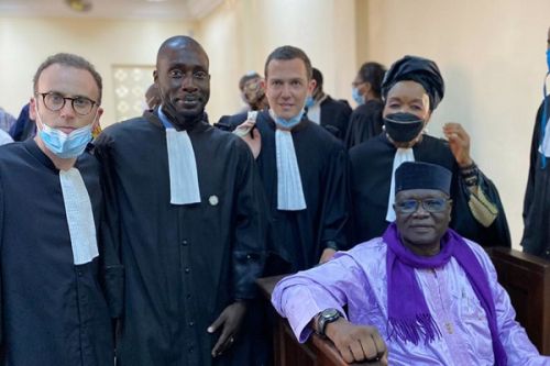 Justice : pour obtenir sa liberté, Amadou Vamoulké sollicite l’intervention de Paul Biya