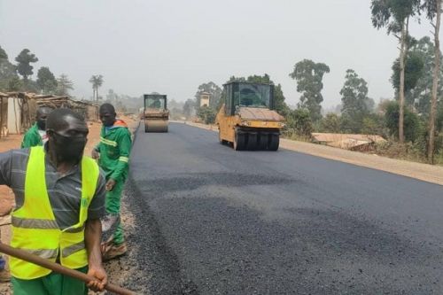 Babadjou-Bamenda : plusieurs fois reportée, la livraison de ce chantier routier est finalement prévue en 2024