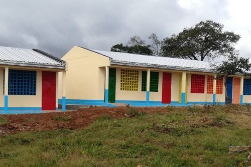 Éducation : 24 salles de classe pour les réfugiés centrafricains de Gado-Badzéré à l’Est du Cameroun