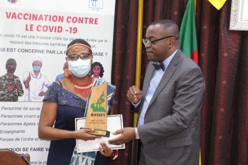 Covid-19: Cameroon’s health department rewards Immunization Champion Awards 2021 winners