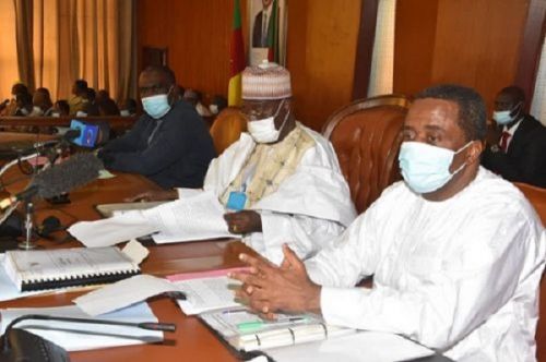 Assemblée nationale : le Secrétaire général Gaston Komba limogé par le bureau pour « fautes lourdes »