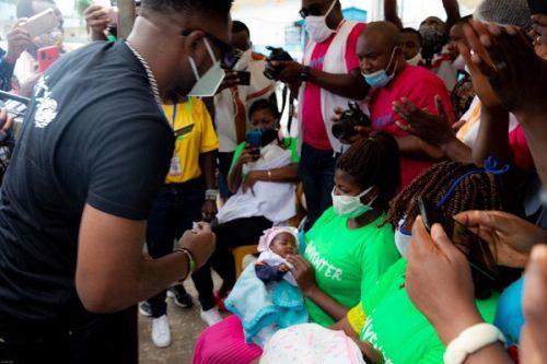 Une campagne de vaccination pour éradiquer la poliomyélite du Cameroun