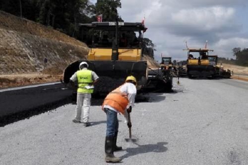 Région du Centre : l’État recherche 500 milliards FCFA pour des projets routiers