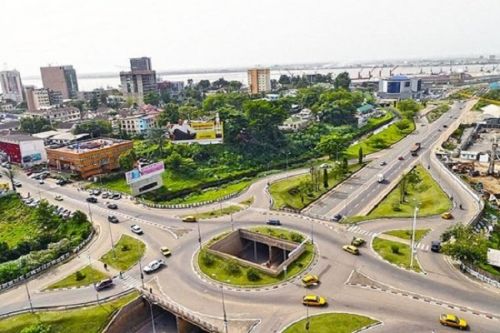 Douala : plusieurs coups de feu entendus dans la ville