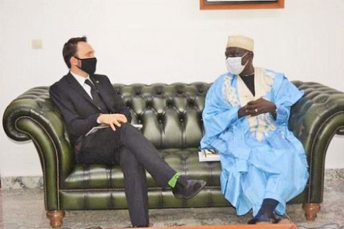 Grande-Bretagne-Cameroun : Londres veut densifier sa coopération diplomatique et commerciale avec Yaoundé