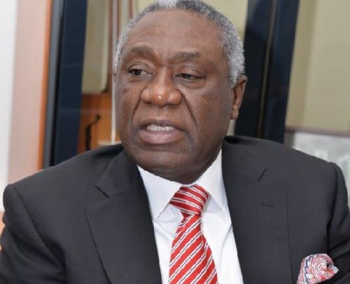 Roi de l’arnaque, Jacques Calvin Eyafa se faisait passer pour le directeur du Cabinet civil Samuel Mvondo Ayolo