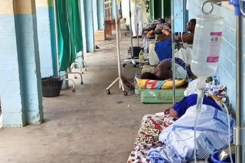 Choléra : pour circonscrire l’épidémie, le gouverneur du Sud-Ouest prescrit la construction des latrines
