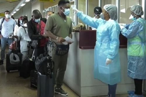 Covid-19 : pour éviter une nouvelle importation de la maladie, le dispositif sanitaire renforcé à l’aéroport de Yaoundé
