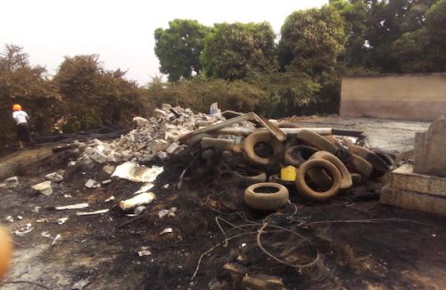 Oui, un incendie s’est déclaré au quartier Nsam à Yaoundé