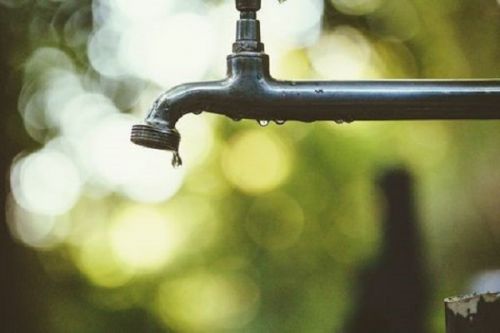 Foumbot : accusée de servir de l’eau impropre à la population, Camwater rassure sur la qualité du liquide distribué