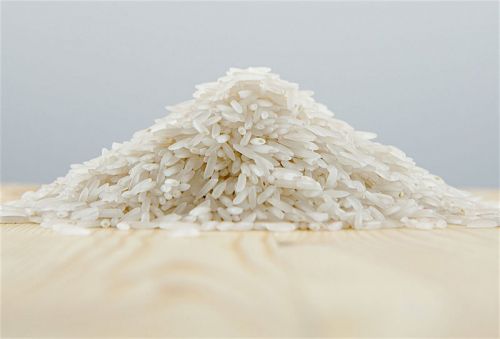 Non, à ce jour aucune marque de riz pakistanais contenant un virus n’est distribuée en Afrique