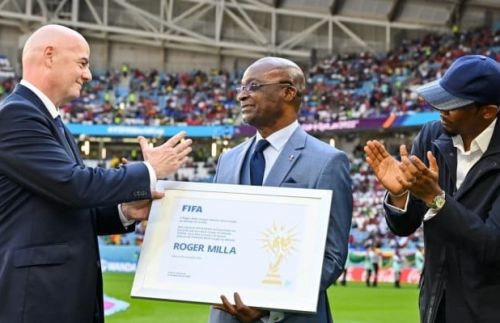 Mondial 2022 : Roger Milla reconnu par la FIFA comme le buteur le plus âgé de l’histoire de la coupe du monde