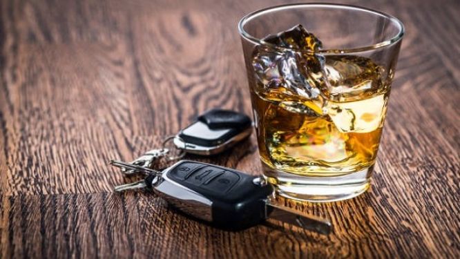 fetes-de-fin-d-annee-la-gendarmerie-met-en-garde-contre-les-dangers-de-l-alcool-au-volant