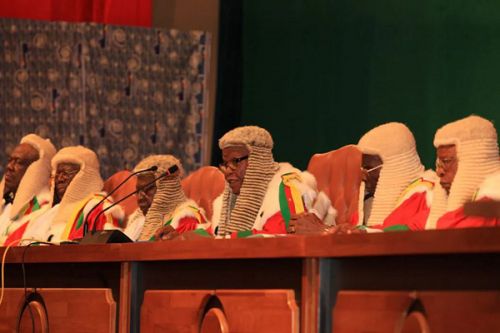 Conseil constitutionnel : Biya nomme de nouveaux membres et renouvelle le mandat des autres, à 22 mois de la présidentielle