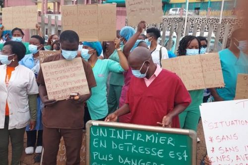 Hôpitaux publics : la grève se poursuit malgré la rencontre entre les syndicats et le SG du Minsanté