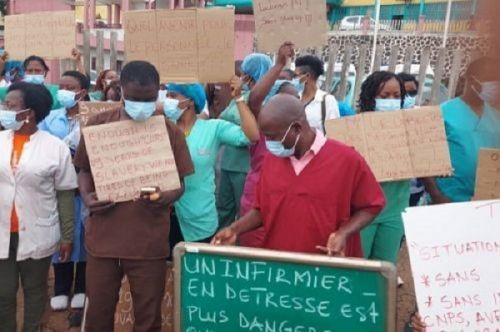 Grève dans les hôpitaux publics : la police interpelle plusieurs manifestants à Yaoundé