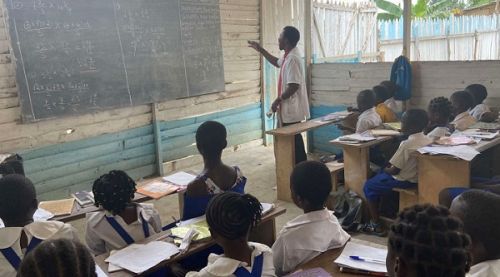 Éducation : plus de 18 milliards FCFA versés aux écoles primaires au titre de subventions en 2020