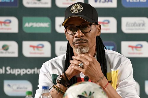 Lions indomptables : alors que sa démission est réclamée, Rigobert Song promet une meilleure équipe dans deux ans