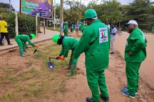 Cameroon: Bertoua City Hall recruits 60 young people to clean up the city