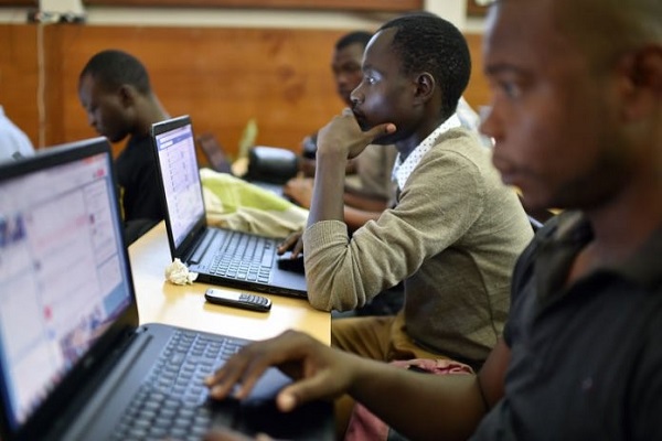 le-cameroun-parmi-les-pays-francophones-d-afrique-offrant-un-internet-non-libre-a-ses-habitants-rapport