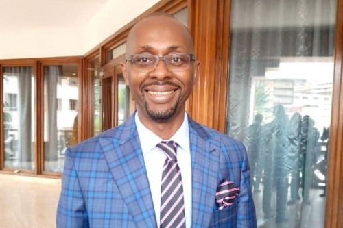 Le Camerounais Emmanuel Eroume à Egom obtient un brevet d’invention sur le traitement de l’hypertension pulmonaire