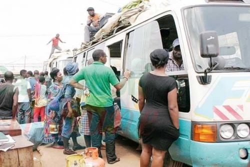 Transport interurbain : Ngalle Bibehe incite à dénoncer l’embarquement irrégulier et clandestin des passagers