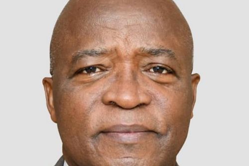 Guinée équatoriale : l’ambassadeur du Cameroun déconseille aux Camerounais d’ester en justice contre leurs compatriotes