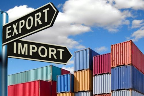 Le Cameroun améliore sa balance commerciale fin 2022 avec des exportations en hausse et des importations en baisse