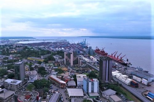 Le Port de Douala courtise des investisseurs émiratis pour ses projets d’extension et de rénovation