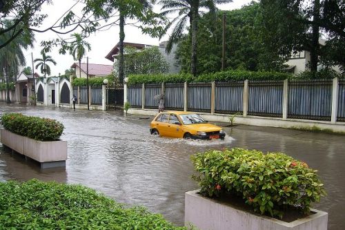 Wouri: Authorities warn of incoming heavy downpours, give safety directions