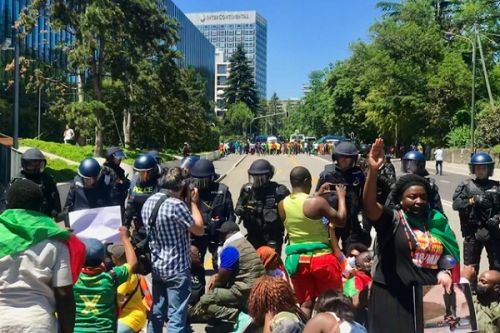 La Bas veut troubler le séjour de Paul Biya à Genève, les autorités appellent au respect du chef de l’État