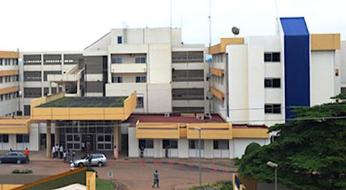 Non, le directeur de l’hôpital général de Yaoundé n’a pas bénéficié d’une évacuation sanitaire