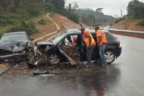 Autoroute Yaoundé-Douala : la circulation interdite pour mettre fin aux accidents