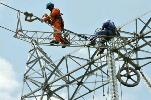 Est : 3,2 milliards FCFA pour connecter une soixantaine de localités rurales au réseau électrique