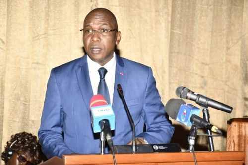 Santé : le Cameroun veut doter chacun de ses 58 départements d’un SAMU avec l’aide de la Corée du Sud et de la France